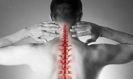 How the osteochondosis of the cervical column is manifested
